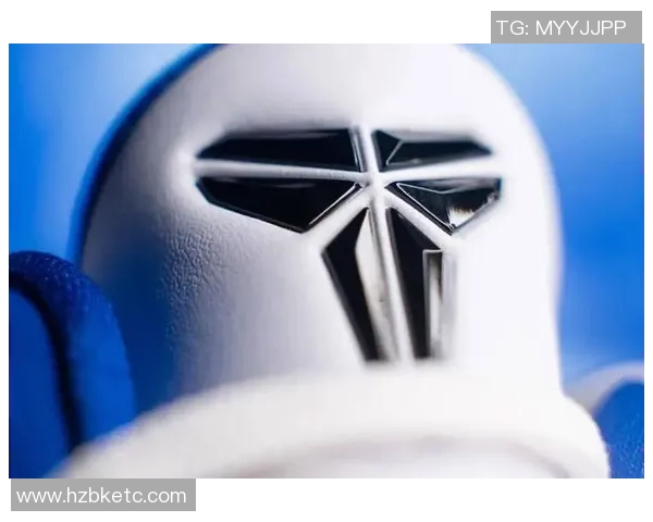 牌面拉满!杜克大学女篮官方晒出校队专属配色的Kobe 5 PE 牌面拉满!杜克大学女篮官方晒出校队专属配色的Kobe 5 PE