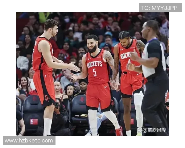 马祖拉：布朗赛前主动请缨要防小卡 这是我看过他打得最全面的比赛之一